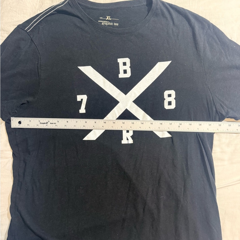 Banana Republic BR 78 Graphic T Shirt XL Black Cross Logo Crewneck Casual Tee - Picture 4 of 7